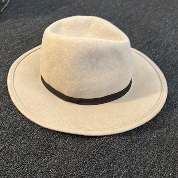 HAT ATTACK Chelsea wool light grey black ribbon - Picture 2 of 5